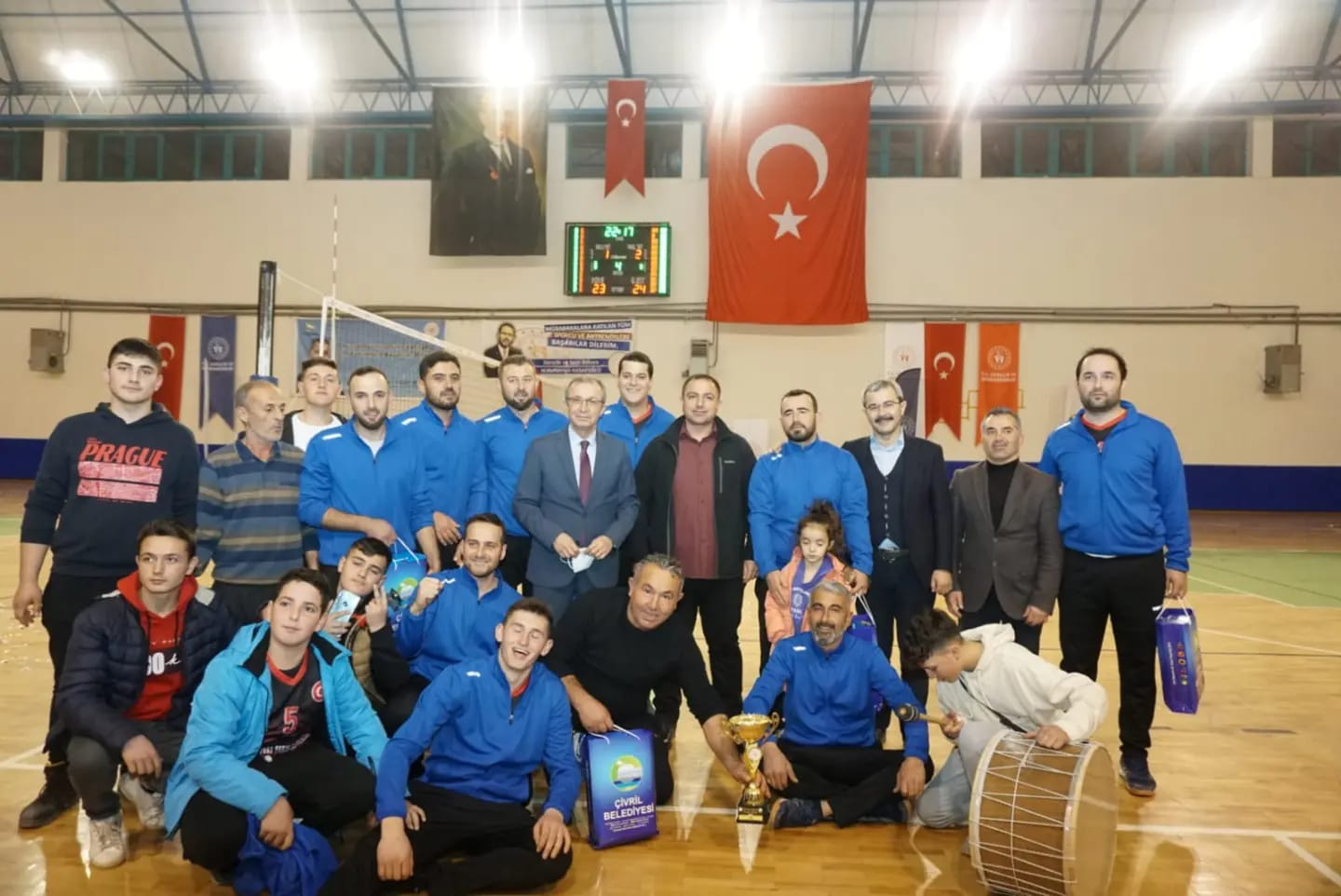 Çivril Mahalleler Arası Voleybol Turnuvası Tamamlandı