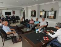 Mübarek Kurban Bayramı arefesinde belediye personelimiz ile bir araya gelerek, bayramlaştık