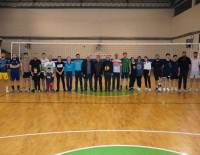 ÇİVRİL BELEDİYESİ VE İLÇE GENÇLİK SPOR MÜDÜRLÜĞÜ, CUMHURİYETİN 100. YILI İÇİN VOLEYBOL TURNUVASI DÜZENLEDİ.