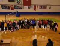 ÇİVRİL'DE CUMHURİYETİN 100. YILI VOLEYBOL TURNUVASI HEYECANI SONA ERDİ: ŞAMPİYON ÇİVRİL BELEDİYESİ!
