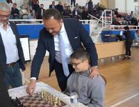 SATRANÇ’TA İLK HAMLE BAŞKAN DERE’DEN