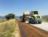 YOLLAR BİTİYOR, MESAFELER KISALIYOR